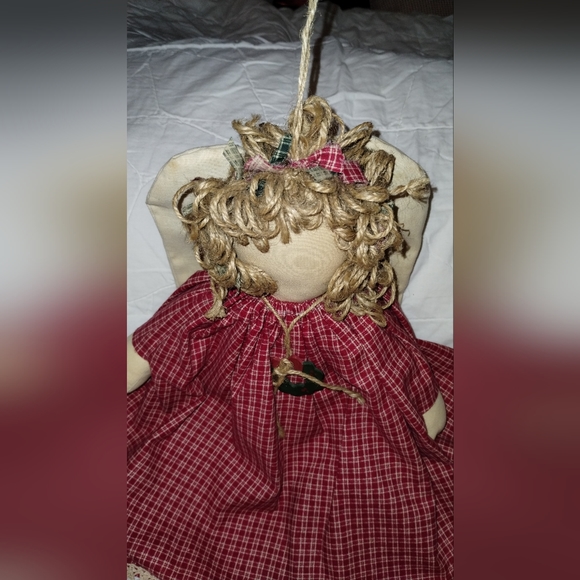 Christmas Angel - Picture 2 of 5